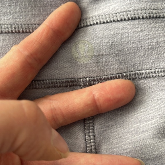 Lululemon grey shorts space dye - Picture 6 of 8